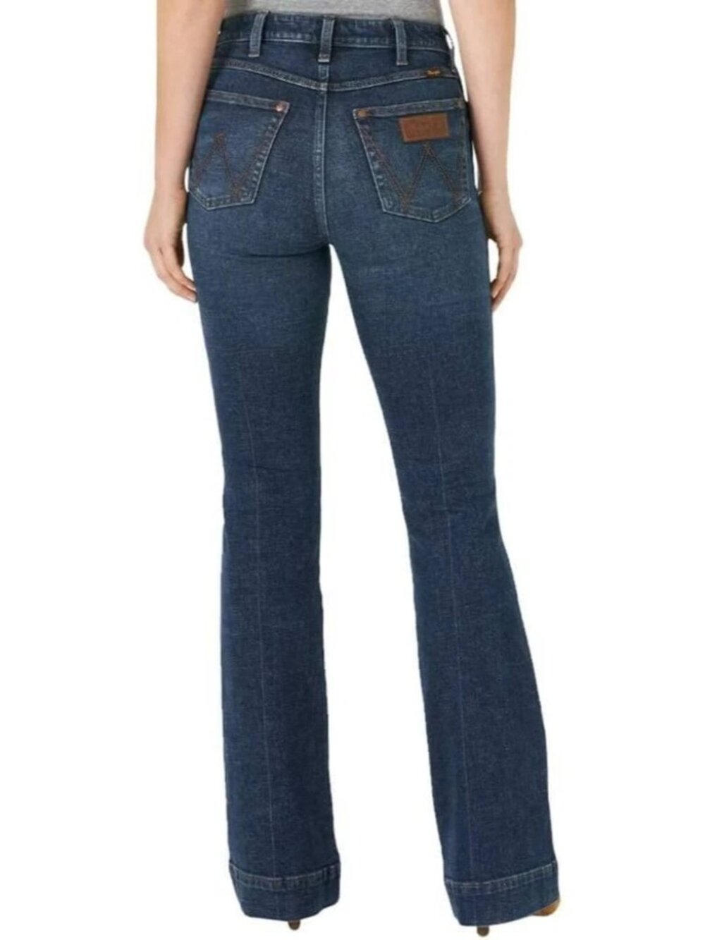Wrangler Women's Size 16/34 High-Rise Bootcut Jeans Light Blue Stretch Denim,NWT - Picture 2 of 7